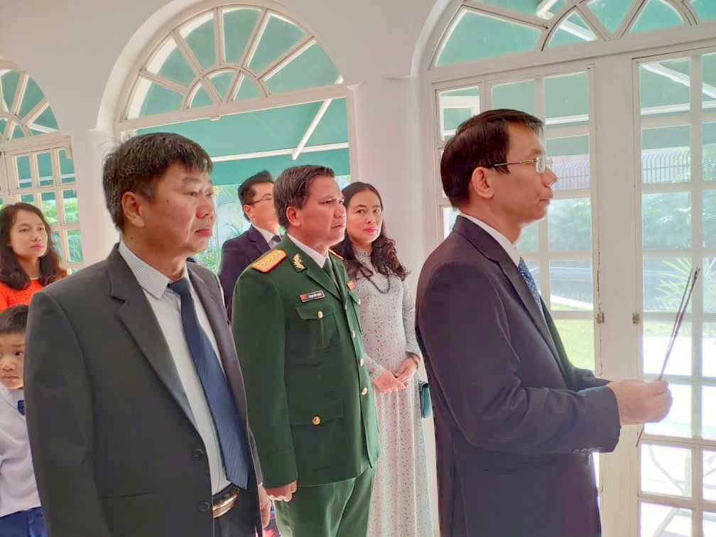 Đại sứ quán Việt Nam tại Venezuela tổ chức Lễ kỷ niệm 45 năm Ngày giải phóng miền Nam, thống nhất đất nước dai su quan viet nam tai venezuela to chuc le ky niem 45 nam ngay giai phong mien nam thong nhat dat nuoc