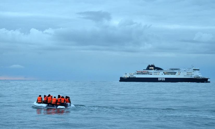 Đại sứ quán Việt Nam tại Bỉ thông tin về vụ việc nhiều người Việt được cứu trên biển khi vượt biên sang Anh