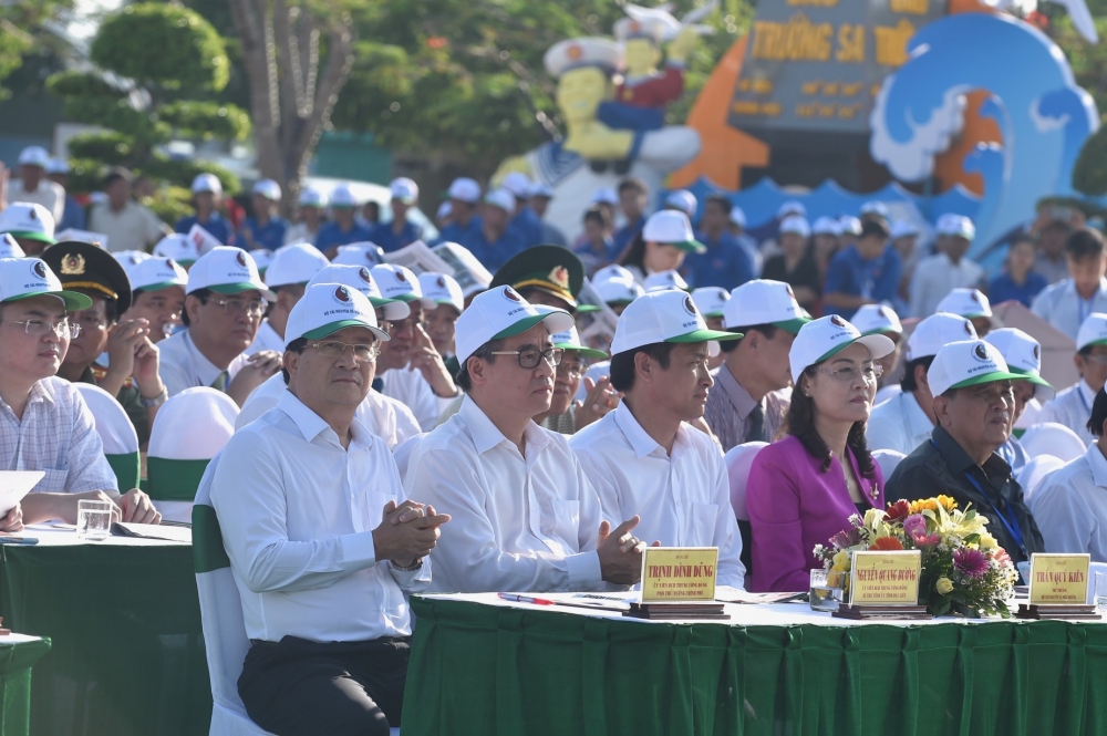 tang cuong nhan thuc quyet tam hanh dong vi moi truong bien va hai dao