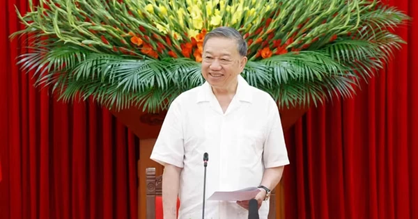 Đổi mới phương thức lãnh đạo của Đảng để làm cho đất nước phát triển bền vững