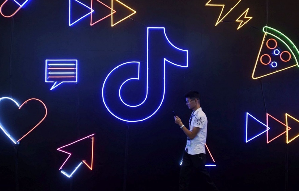 cau chuyen ung dung tiktok khi nen tang giai tri lan san vao vu dai chinh tri