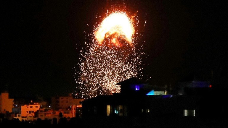 Không quân Israel tấn công các mục tiêu tại Dải Gaza sau thoả thuận ngừng bắn