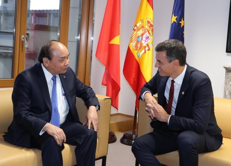 thu tuong tiep xuc song phuong nhan dip hoi nghi cap cao asem12