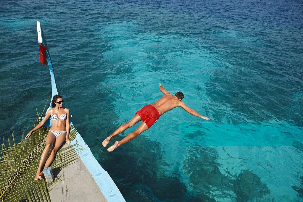 thien duong noi ha gioi maldives va 4 quoc dao khac bi de doa xoa so