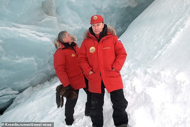 Nga lên kế hoạch lập hạm đội hải quân Bắc cực vào sinh nhật lần thứ 69 của Tổng thống Putin Nga lên kế hoạch lập hạm đội hải quân Bắc cực vào sinh nhật lần thứ 69 của Tổng thống Putin