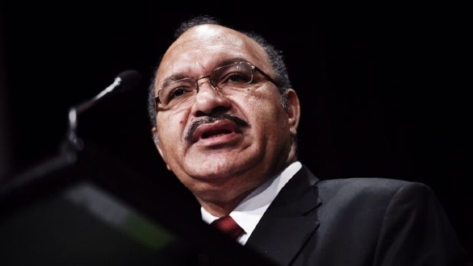 apec 2018 chu nha bi chi trich vi mua xe sang