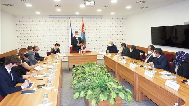 Xúc tiến hợp tác giữa Ủy ban ASEAN và các địa phương tại CH. Czech