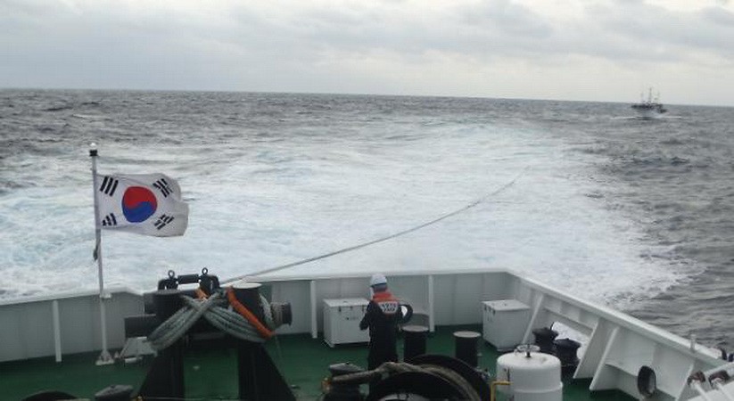 Hàn Quốc cứu hộ thành công 17 thủy thủ Việt Nam gặp nạn trên biển Hàn Quốc cứu hộ thành công 17 thủy thủ Việt Nam gặp nạn trên biển