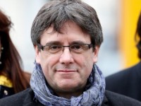 tay ban nha catalonia van chua bau duoc thu hien