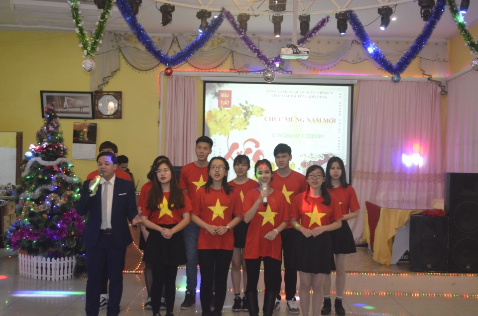 tet cong dong chao xuan mau tuat 2018 tai vladivostok nga