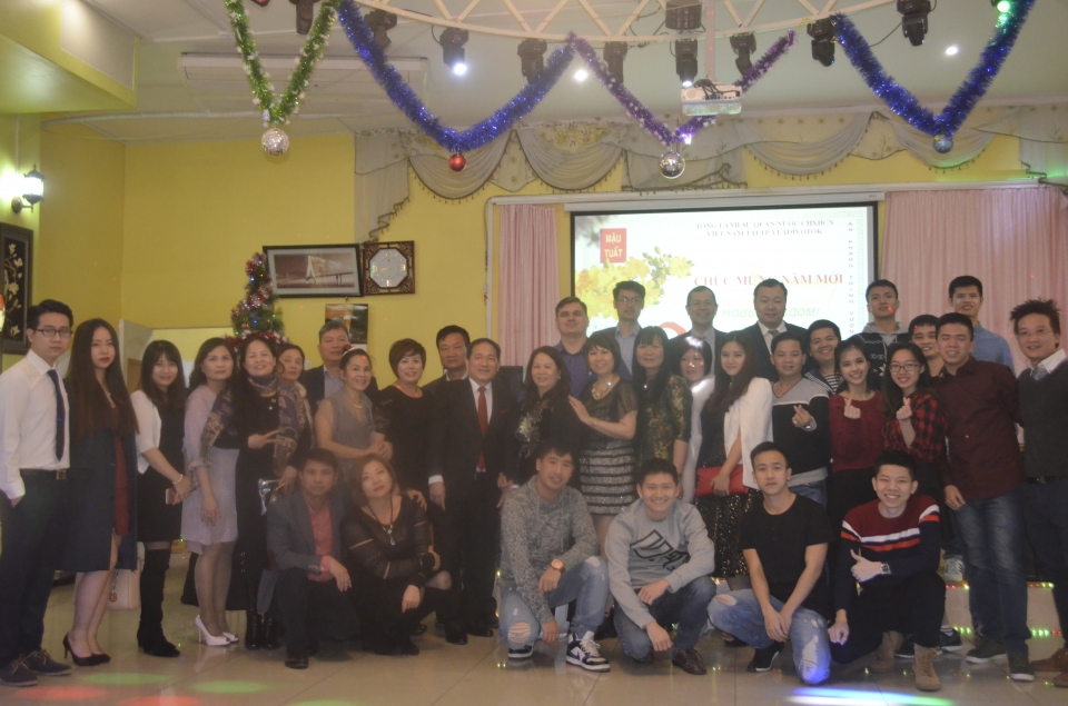 tet cong dong chao xuan mau tuat 2018 tai vladivostok nga