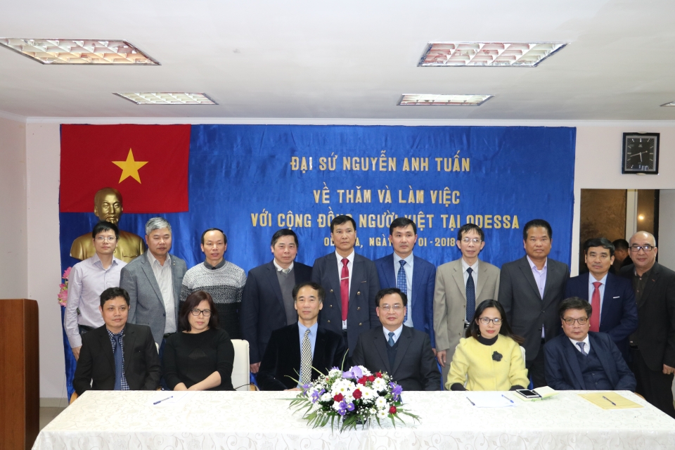 dai su viet nam tai ukraine tham va lam viec tai tinh odessa