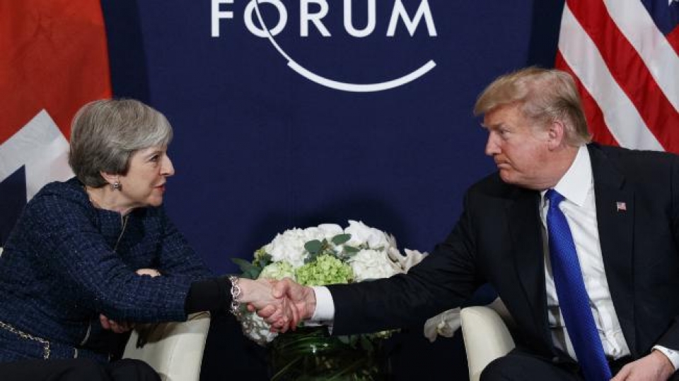 tong thong my gap thu tuong anh tai dien dan davos