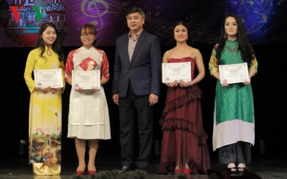 chung ket hoi thi van nghe cong dong nguoi viet tai moscow nam 2018