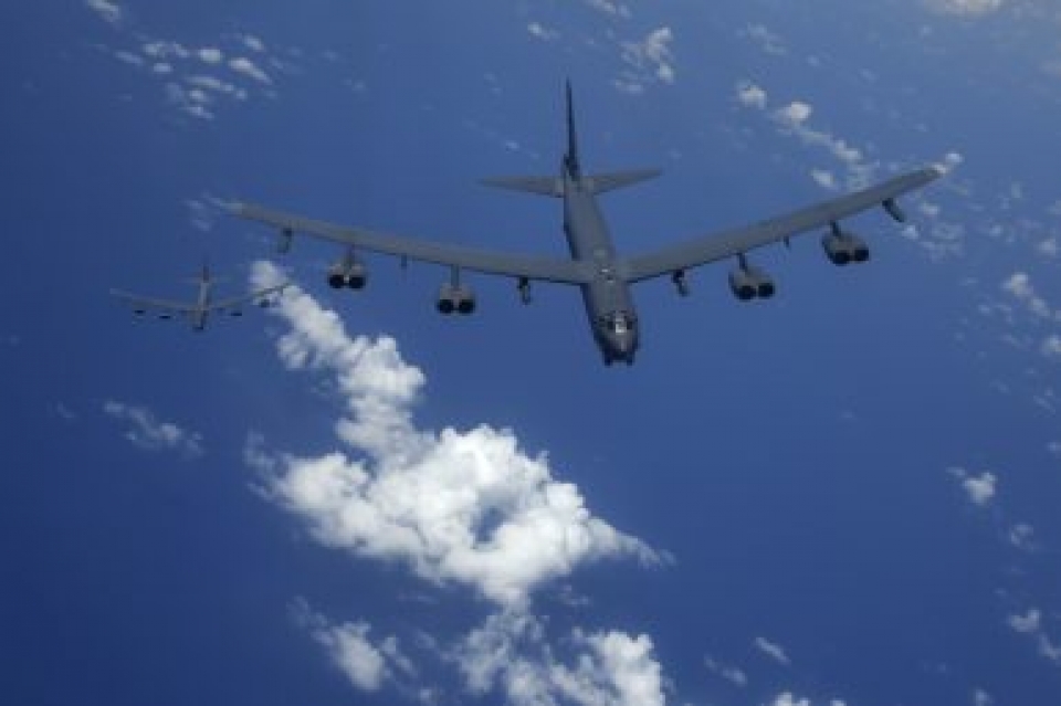 may bay nem bom my bay qua bien hoa dong