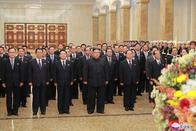 sau khi quang bom nha lanh dao trieu tien lam dieu gi dau tien trong nam moi