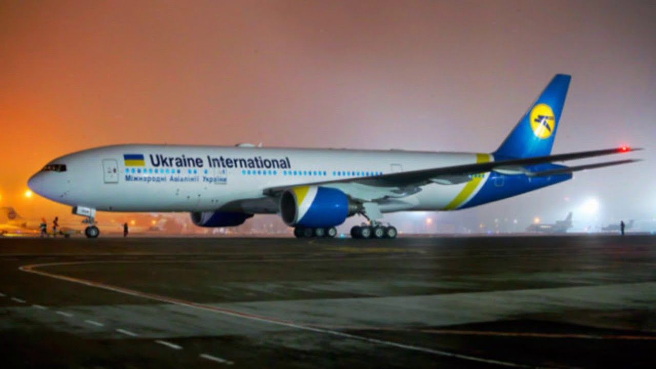 Máy bay Boeing 737-800 của Ukraine đã trúng 2 quả tên lửa do Iran bắn ngày 8/1/2020