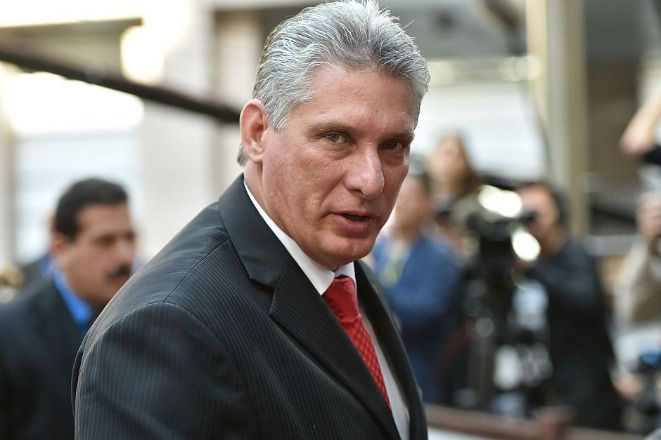 chu tich cuba chung ta khong muon mo canh cua ma chung ta phai van xin