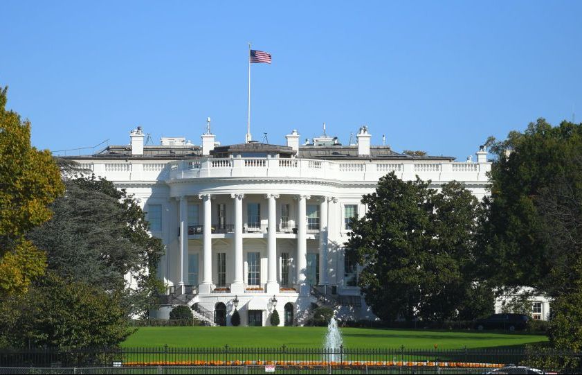 giua luc xet xu luan toi tong thong nha trang tu bo y dinh cat giam vien tro tai chinh cho ukraine