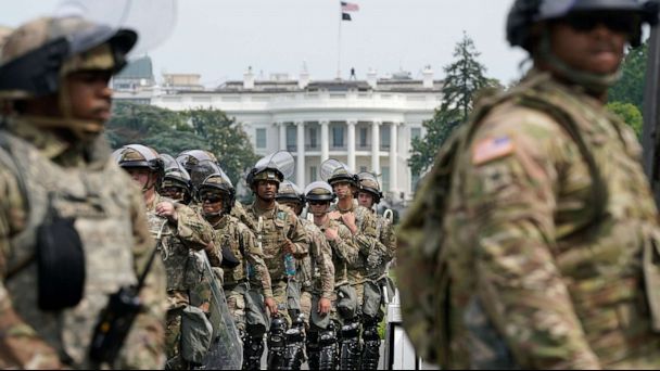 truoc nguy co no ra bieu tinh ung ho ong trump lau nam goc co dong thai moi