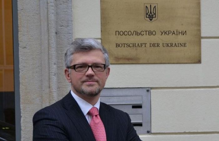 Tư lệnh Đức từ chức sau phát ngôn tranh cãi về Crimea: Ukraine phẫn nộ, nói 'chưa đủ'. (Nguồn: New Fox 24)