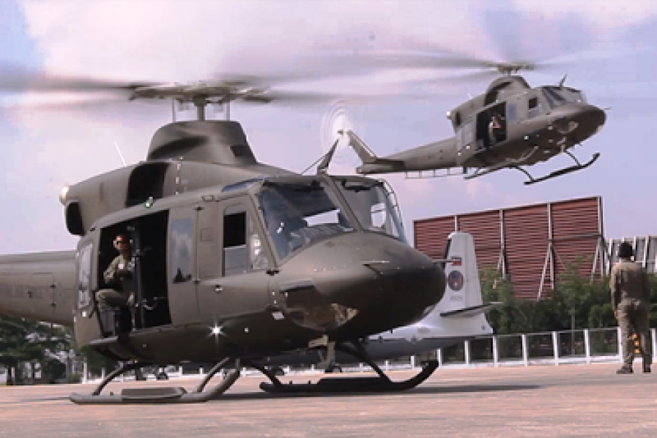 philippines dat mua 16 truc thang cua bell helicopter