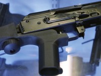 ha vien my thong qua du luat cai thien an toan truong hoc