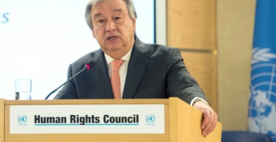 tong thu ky lhq dua ra sang kien giai giap vu khi moi