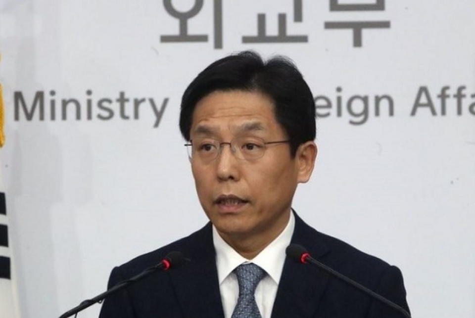 han quoc cam ket no luc dan xep doi thoai my trieu