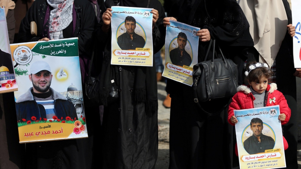 israel thuc hien dao luat dong bang cac khoan tien chuyen cho palestine cat giam 138 trieu usd