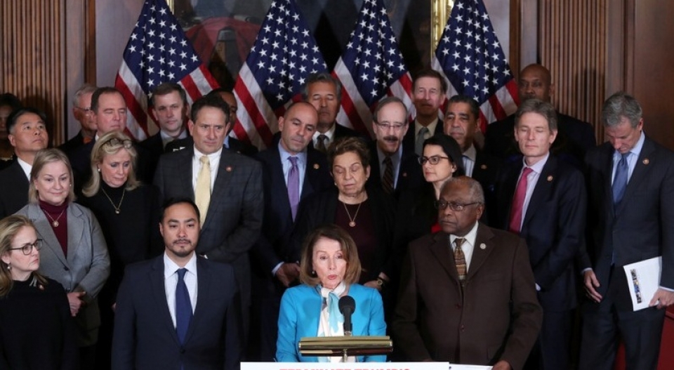 ha vien my thong qua nghi quyet ngan chan tinh trang khan cap quoc gia