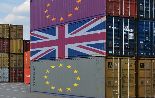 khong muon tuan theo quy tac san choi cong bang anh tu choi su giam sat kinh te cua eu