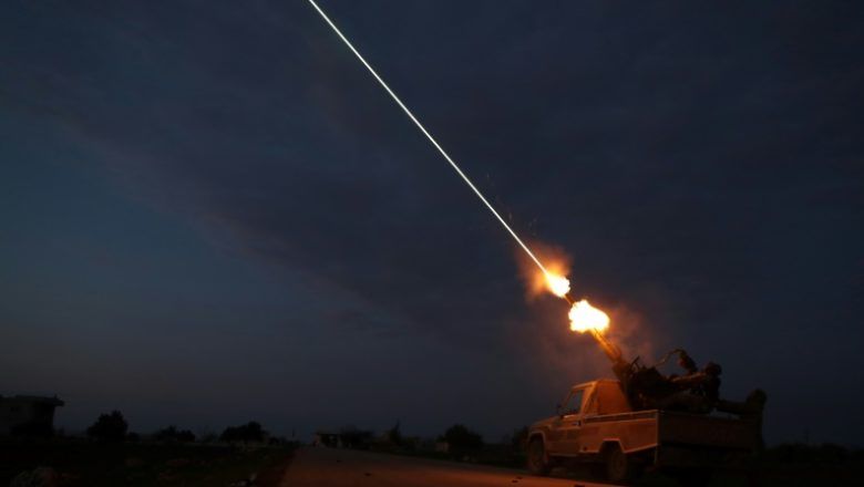 Thổ Nhĩ Kỳ nã pháo ở Tây Bắc Syria, 9 binh sĩ chính quyền Damascus thiệt mạng tho nhi ky na phao o tay bac syria 9 binh si chinh quyen damascus thiet mang