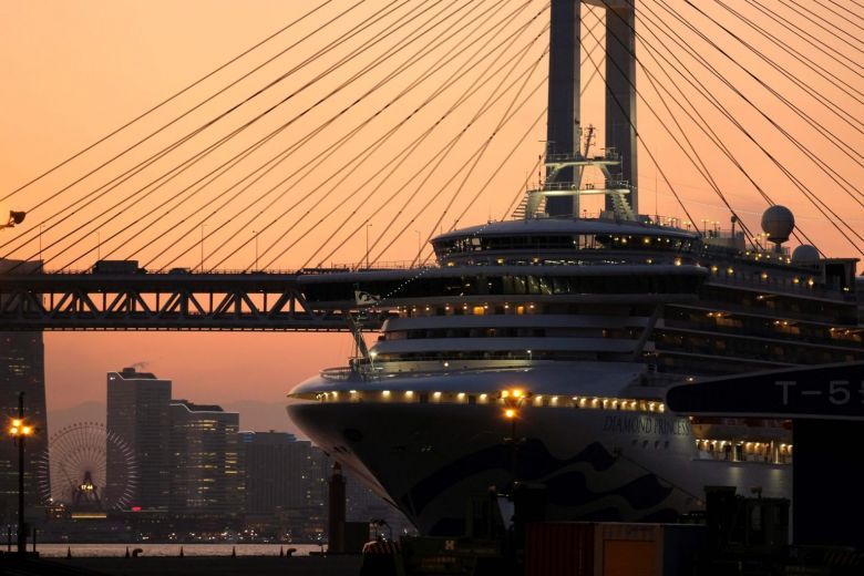 nhat ban them mot hanh khach tren du thuyen diamond princess tu vong vi covid 19