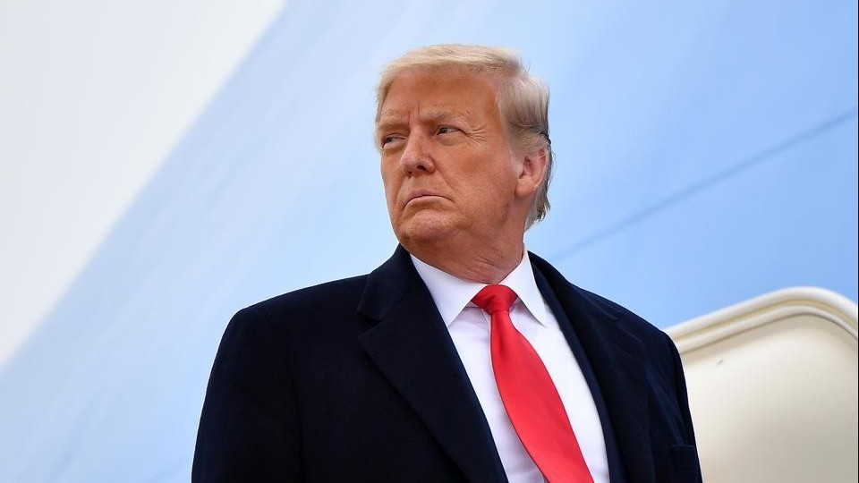 luan toi ong trump loi canh bao ve san khau chinh tri dang dan chu quyet don cuu tong thong den chan tuong