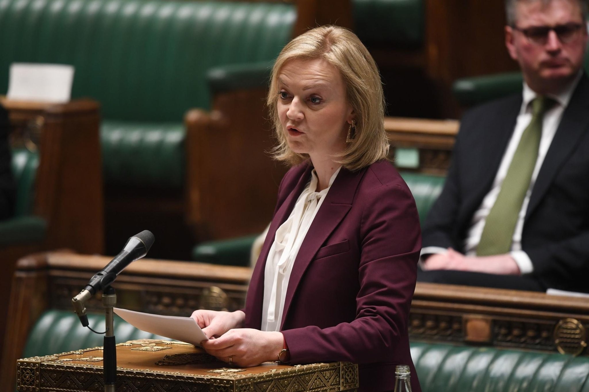 Covid-19 'ghé thăm' Ngoại trưởng Anh. (Nguồn: Scotsman)