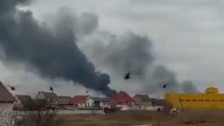 Xung đột Nga-Ukraine: Ukraine hứng ba mũi tấn công Bắc, Đông, Nam; quân đội Nga kiểm soát sân bay quân sự gần Kiev và nhà máy điện hạt nhân Chernobyl