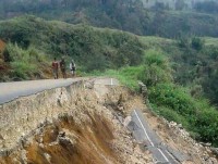 ​Động đất tại Papua New Guinea: Liên tiếp dư chấn, 67 người thiệt mạng