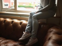 7000 doi giay truoc toa nha quoc hoi my de canh bao bao luc sung dan