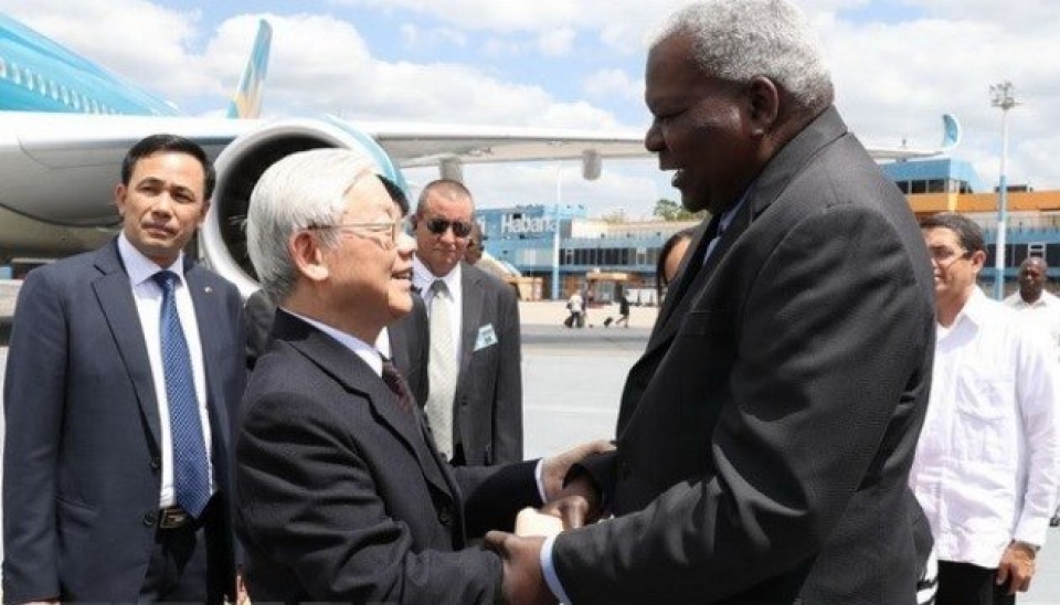 tong bi thu bat dau chuyen tham cap nha nuoc cong hoa cuba