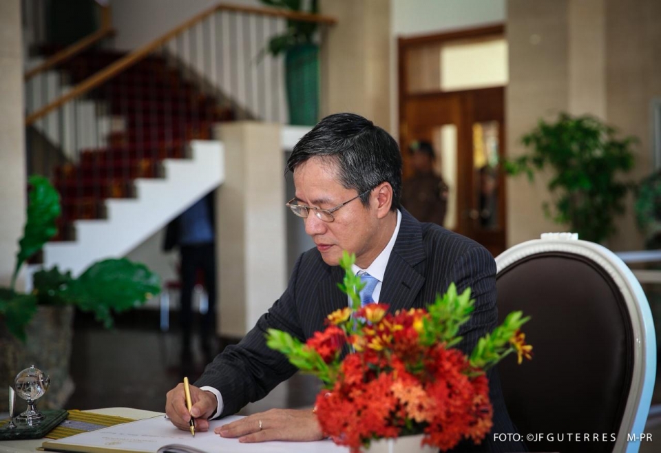 dai su pham vinh quang trinh thu uy nhiem len tong thong timor leste