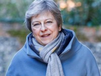 mang sap vi hon nghin nguoi anh muon ky kien nghi yeu cau o lai eu