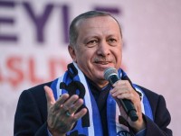 tho nhi ky muon phat trien quan he voi ca nga va phuong tay