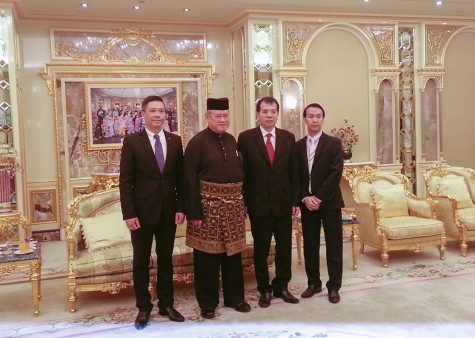 Đại sứ Đỗ Anh Tuấn: Chuyến thăm của Quốc vương Brunei là cột mốc mới trong quan hệ ngoại giao dai su do anh tuan chuyen tham cua quoc vuong brunei la cot moc moi trong quan he ngoai giao