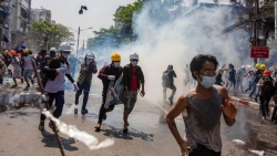 Tình hình Myanmar: Người biểu tình tiếp tục xuống đường, Thái Lan tuyên bố lập trường