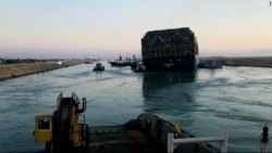 Siêu tàu Ever Given bắt đầu chuyển động, kênh đào Suez sắp sửa được khai thông trong vài giờ tới