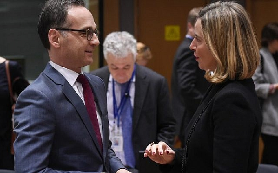 cac ngoai truong eu tim cach thu hep bat dong ve cuoc tan cong syria