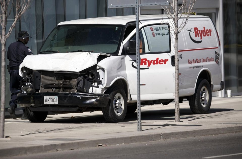 Canada: Đâm xe ở Toronto gây nhiều thương vong canada dam xe o toronto gay nhieu thuong vong