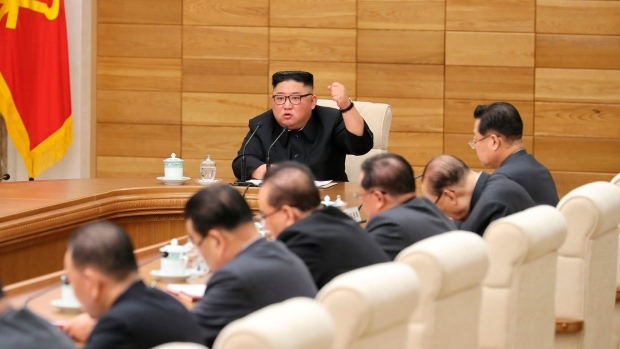 nha lanh dao trieu tien keu goi tu luc va chien dau chong lai cac lenh trung phat