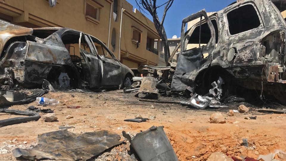 thu do tripoli bi phao kich suot dem hon 50 nguoi thuong vong